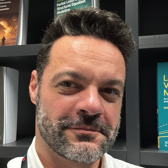 Bruno Schivinski